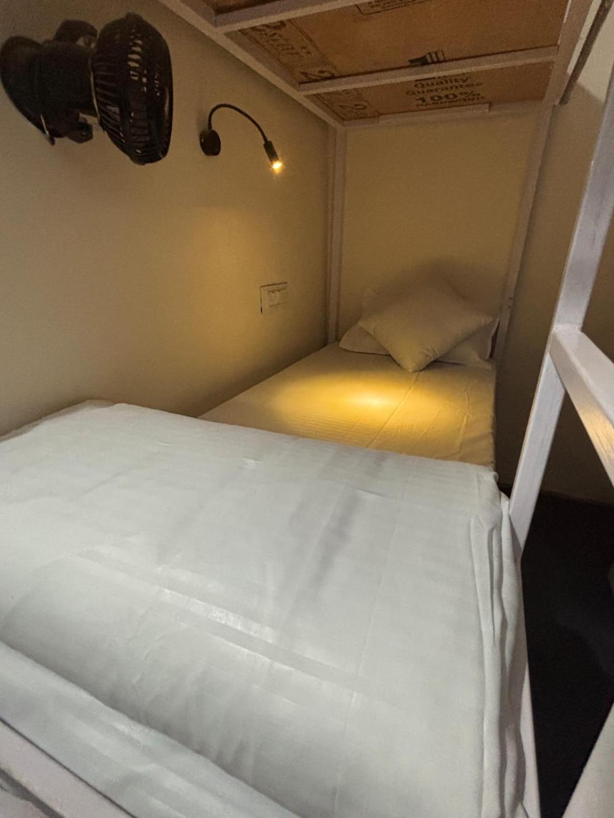 Auberge de jeunesse Hot - House Of Travellers, Vagator Extérieur photo
